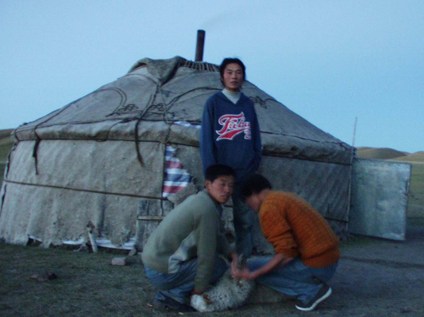 2003年   在美丽的乌珠穆沁草原上
