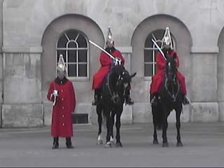 英國白金漢宮皇家衛隊馬上英姿
