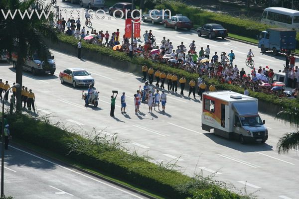 [分享]080508奥运圣火路过家门口