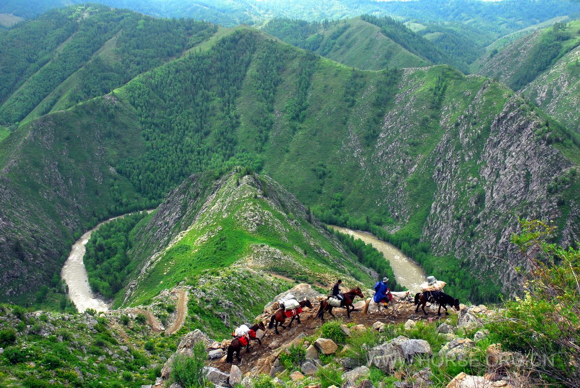 MOUNTAIN OF TIBET.JPG