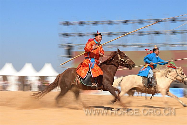 风驰电掣_调整大小.jpg