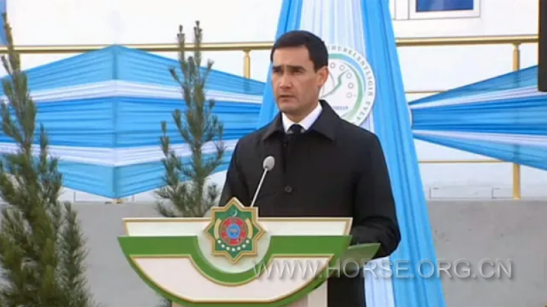 土库曼斯坦总统2.png