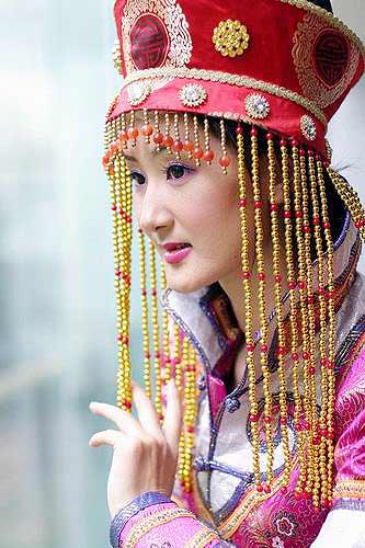 今年是我们的内蒙古草原文化主题活动年。