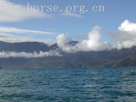 密云古北口野长城附近骑马休闲