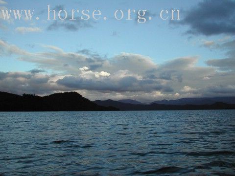 密云古北口野长城附近骑马休闲