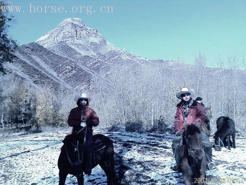 赶在暴风雪以前转场的同学们给大家带来了最美丽的风景(照片收集)