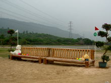 在深圳惠州“柏骏马术会”修建越野障碍赛道是2007年锦标赛的场地
