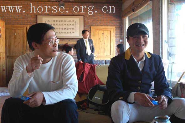2007年5月2日青岛沙滩马术表演赛纪实