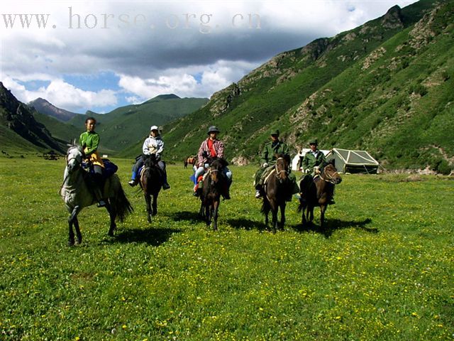 8月24日 骑马翻越祁连山