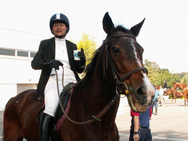 一個在雙魚河的傳統的馬友聚會 ~ BOXING DAY MEET