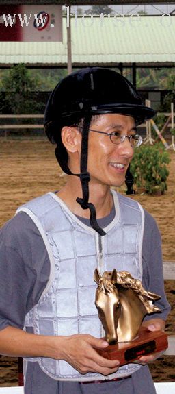 凯旋龙2007广州天麓骑术场地障碍常规赛(年终站)