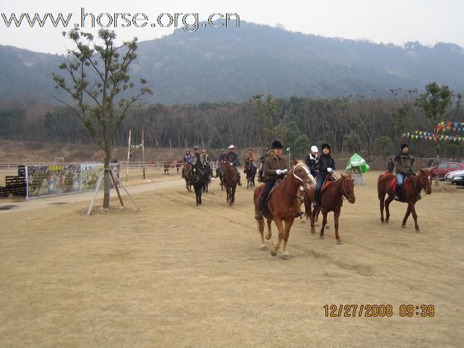 冠军马场环山活动1：出发