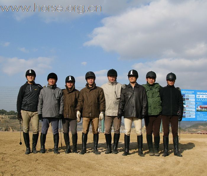 贺凤凰马术俱乐部-----2008场地障碍赛圆满成功!
