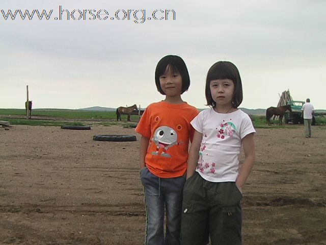 在锡盟二虎家见到了真正的蒙古汉子和两个"大"美女