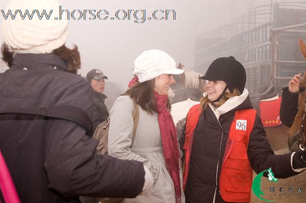 中国北京永定河冬季耐力赛颐和马房骑手风采