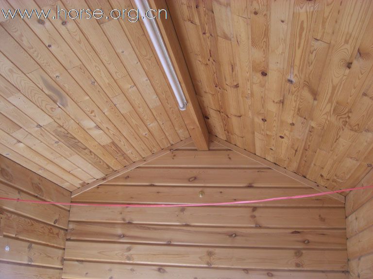 大连风雷骑士俱乐部出售马车及木质小屋
