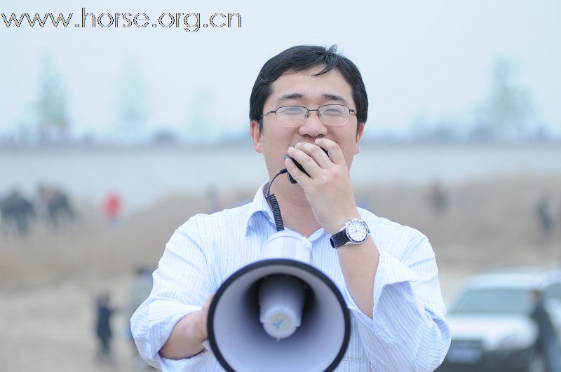 向此次耐力赛的