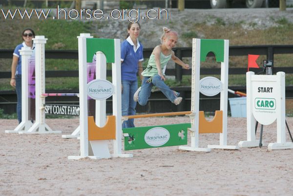 無馬障礙賽 Horseless Horse Show (一)