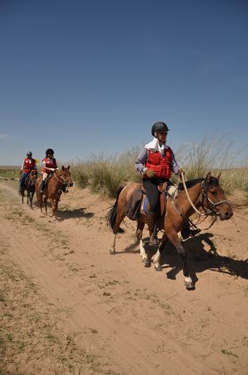 2009锡林格勒首届马术耐力赛掠影1