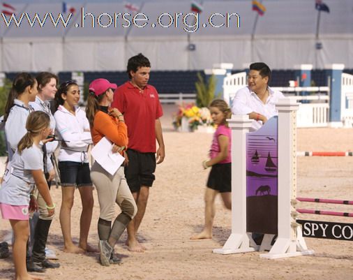 無馬障礙賽 Horseless Horse Show (二)