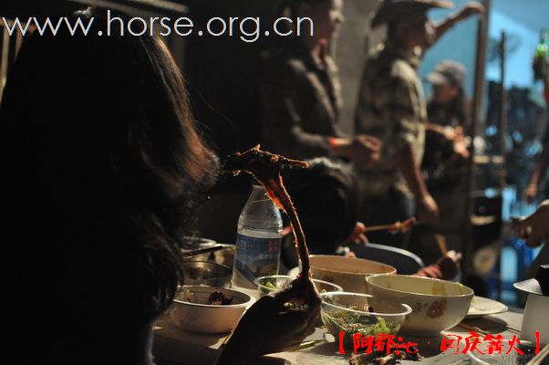 迟到图：两次的马场烤全羊，篝火联欢