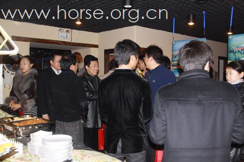 大家注意啦，18号耐力赛的新闻发布会今天成功举办