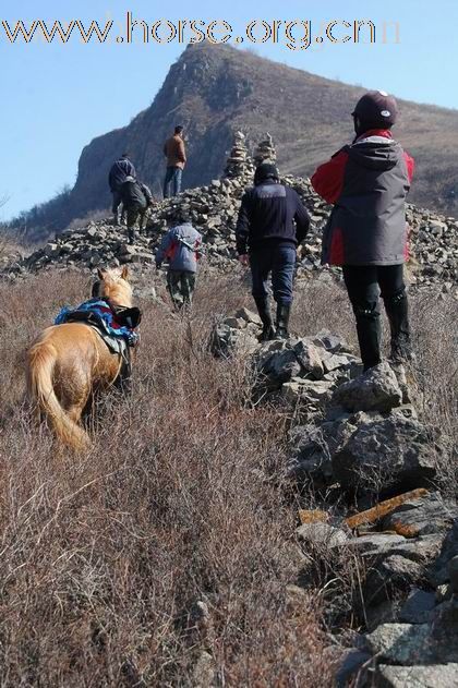 燕山大峡谷无人区马背探险