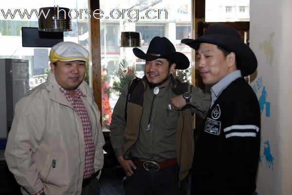 2010年4月24日野孩子牛仔驿站正式落成