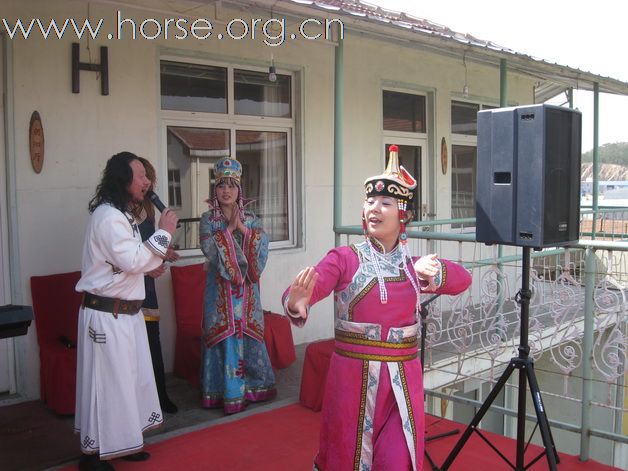 “观世博.欢乐即墨游”青岛市马术协会马术表演赛即将开始