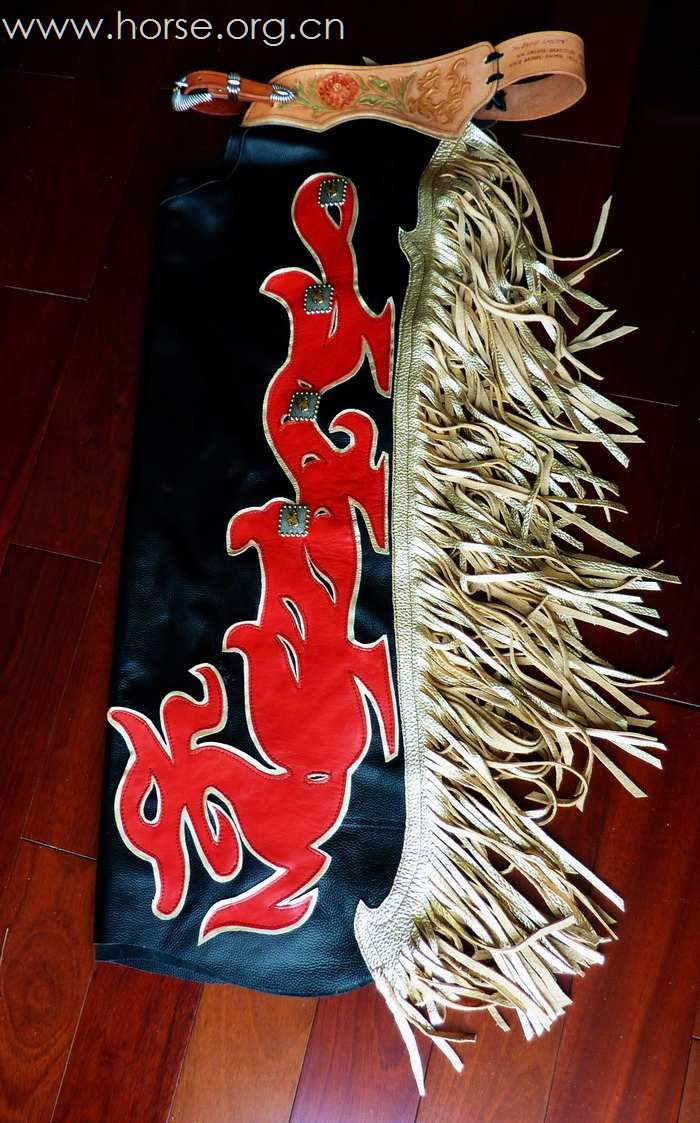 为国人的荣誉而努力  ——  一条红金龙大袷