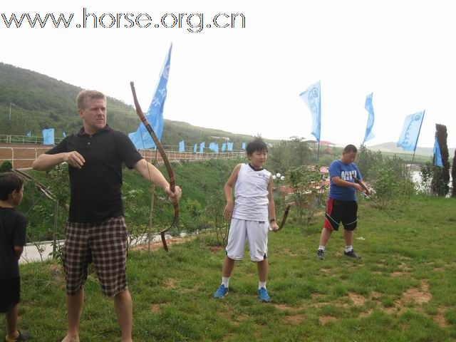 “中铁.青岛中心”杯2010年青岛全国沙滩马术绕桶及耐力赛圆满结束