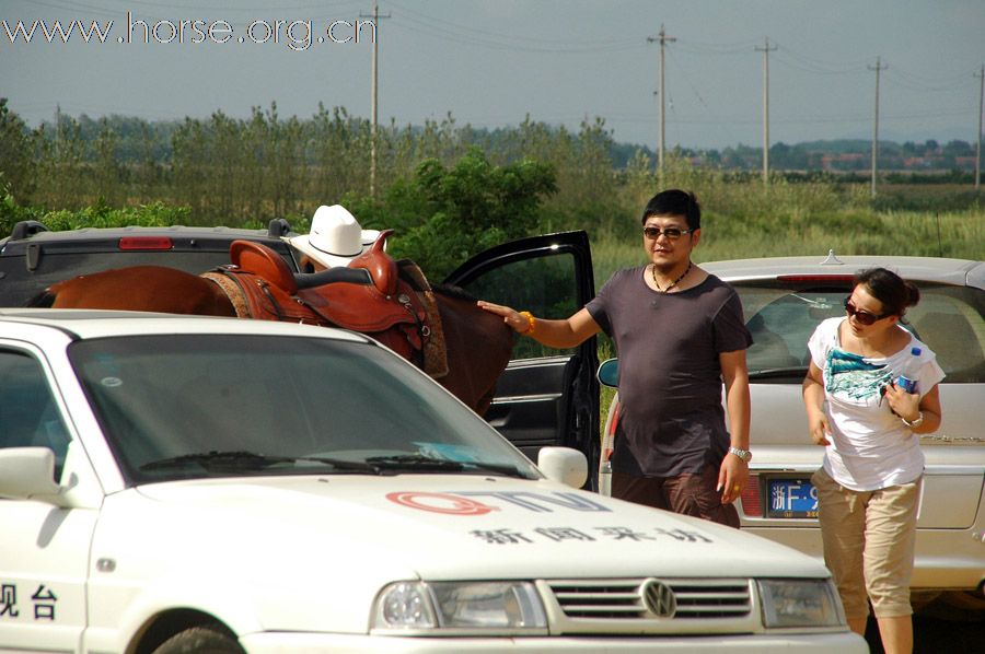 2010青岛全国沙滩马术点燃激情夏日