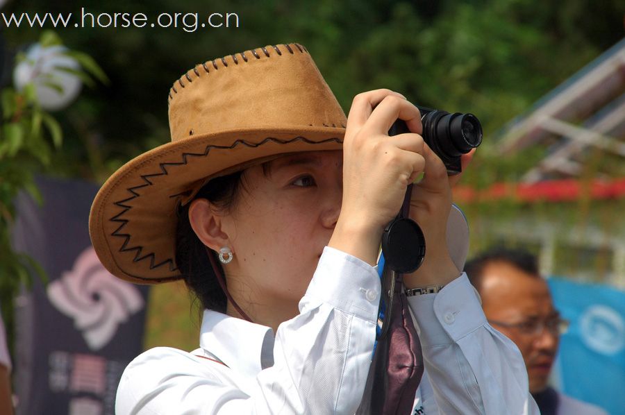 2010青岛全国沙滩马术点燃激情夏日
