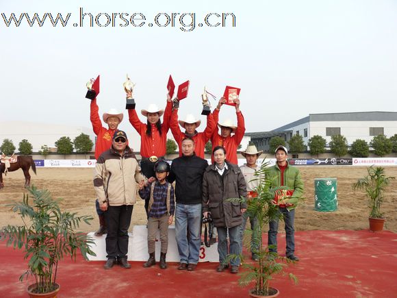 青岛市马术协会2011年年会精彩图片