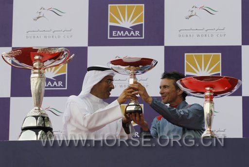 2012-03-31T133931Z_2051919291_GM1E83V1NS701_RTRMADP_3_HORSE-RACING-DUBAI.JPG