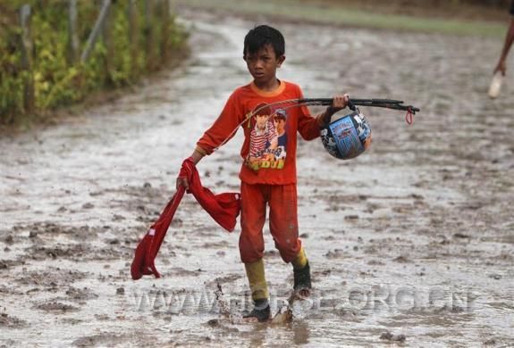 印尼少年骑手 (1).jpg